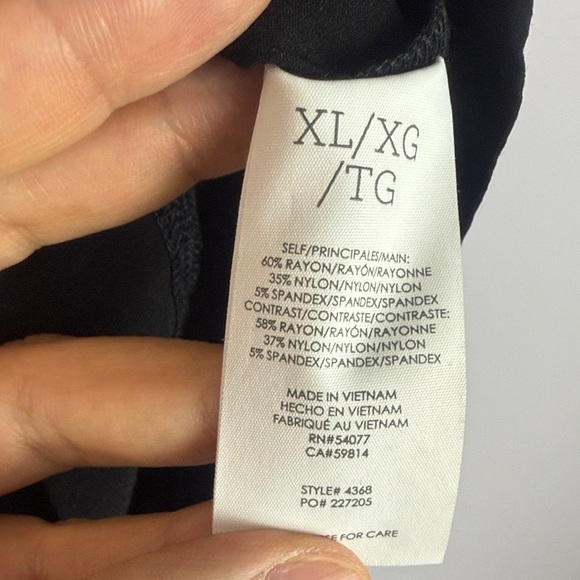 CAbi Black Quantum Hooded Cropped Pullover Sweatshirt Size XL - Picture 10 of 13